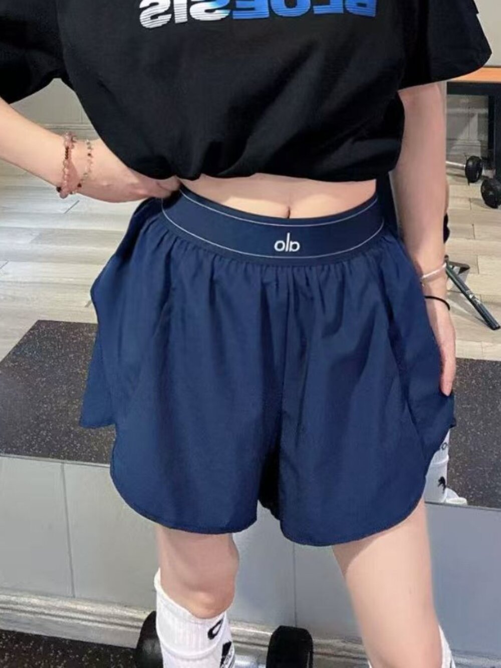 Brand new Alo Yoga🛶Match Point Short Navy Blue